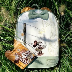 Loungefly Disney Minnie Mouse Giraffe 
